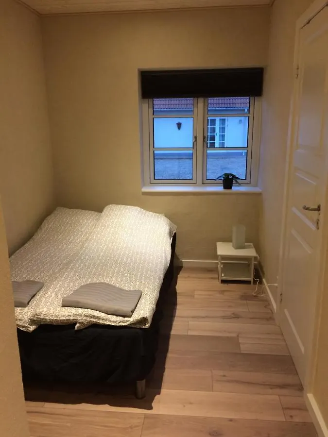 Billund Holiday - Assengaard B & B Give 0*,